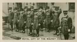 1932 Wills's Homeland Events (Set of 54) #13 The Royal Gift of the Maudy Front