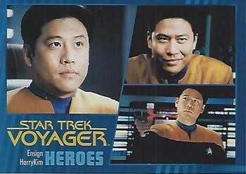 2015 Rittenhouse Star Trek: Voyager: Heroes and Villains - Gold #5 Ensign Harry Kim Front