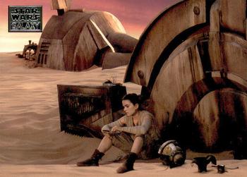 2018 Topps Star Wars Galaxy Series 8 #52 Rey Dines Alone Front