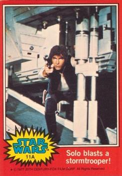 1977 Topps Star Wars (UK) #11A Solo blasts a stormtrooper! Front