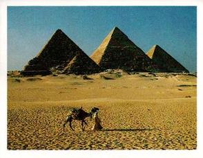 1984 Player's Tom Thumb Wonders of the Ancient World #1 The Pyramids Front