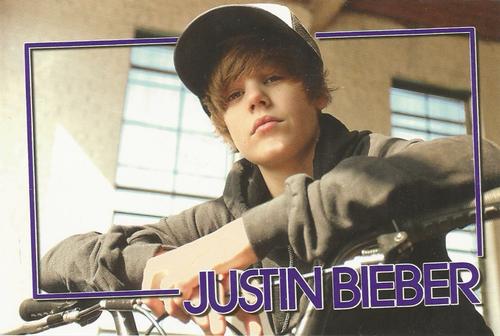 2010 Panini Italy Justin Bieber Photo World #2 Justin Bieber Front