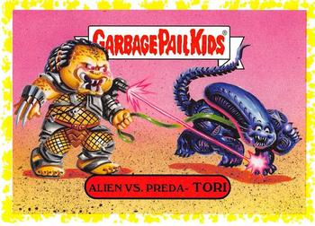 2019 Topps Garbage Pail Kids: Revenge of Oh, the Horror-ible! - Blood Splatter Yellow #1b Alien vs. Preda-Tori Front