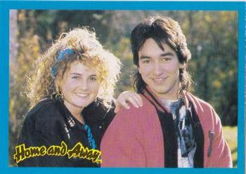 1987 Topps Home and Away #20 Sharyn Hodgson / Alex Papps Front