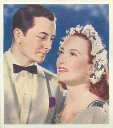 1939 Godfrey Phillips Famous Love Scenes #5 Joan Crawford / Robert Young Front