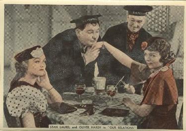 1936 Ardath From Screen and Stage #45 Stan Laurel and Oliver Hardy in 