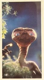1983 Nabisco E.T. The Extraterrestrial #3 E.T. hides in the forest. Front