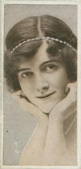 1923 Imperial Tobacco Famous English Actresses #34 Renee Kelly Front