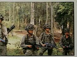 1986 Panini Daring Men & Modern Machines #3 Infantry 3 Front