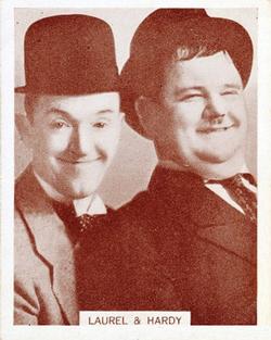 1933 Wills's Famous Film Stars (Medium Size) #75 Stan Laurel / Oliver Hardy Front