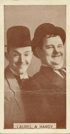 1933 Wills's Famous Film Stars (Small Images) #75 Stan Laurel / Oliver Hardy Front