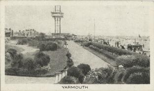 1929 Major Drapkin & Co. Around Britain (Small) #10 Yarmouth Front