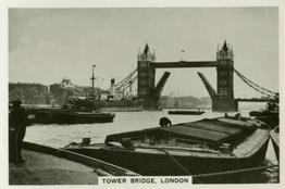 1938 Senior Service The Bridges of Britain #33 Tower Bridge, London Front