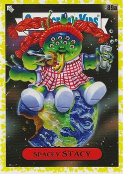2021 Topps Garbage Pail Kids: Food Fight! - Mustard Yellow #89a Spacey Stacy Front