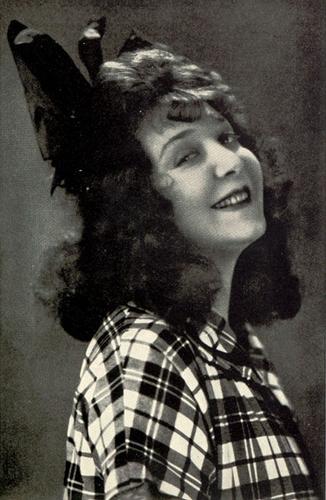 1935 Reemtsma Vom Werden Deutscher Filmkunst Der Stumme Film #52 Erika Glassner Front