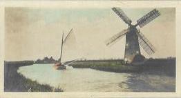 1926 Cavanders Army Club Cigarettes River Valleys (Small) #2 The Mill on the Broads Front