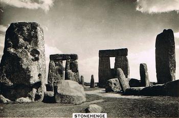 1936 Pattreiouex Sights of Britain #2 Stonehenge Front