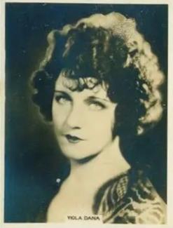 1925 Rothmans Cinema Stars Set of 25 #5 Viola Dana Front