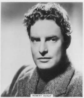 1939 Ardath Photocards - Group M (Large) #NNO Robert Donat Front