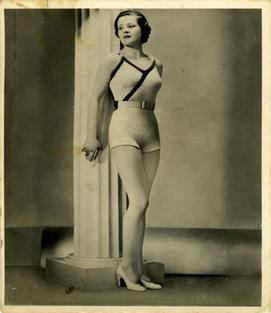 1938 Ardath Photocards Series 10 (Small) #1 Jacqueline Wentworth Front