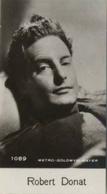 1930-39 De Beukelaer Film Stars (1001-1100) #1089 Robert Donat Front