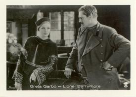1930-39 A. Batschari Mercedes Filmbilder Series 5 #11 Greta Garbo / Lionel Barrymore Front