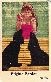 1956 Dutch Gum Series Nr (High Numbers) #917 Brigitte Bardot Front