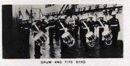 1929 Wills's The Royal Navy #30 Drum And Fife Band Front