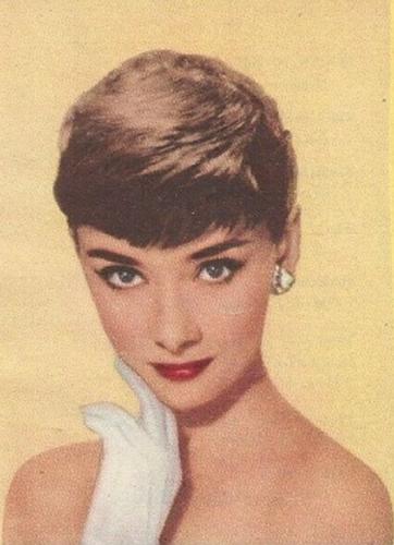 1955 Anon-Magazine Film Stars #NNO Audrey Hepburn Front