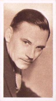 1934 UK Tobacco Cinema Stars (Set 7) #22 Walter Huston Front