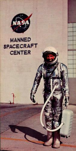 1963 Gelles-Widmer Teach Me Astronauts Space Cards #34 Gordon Cooper Front