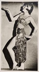 1939 Ardath Photocards - Series 11 (Small) #11 Maryse Grandt Front