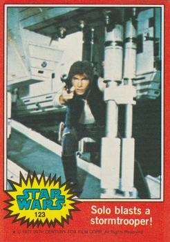 1977 Topps Star Wars #123 Solo blasts a stormtrooper! Front