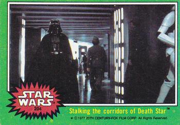 1977 Topps Star Wars #204 Stalking the corridors of Death Star Front