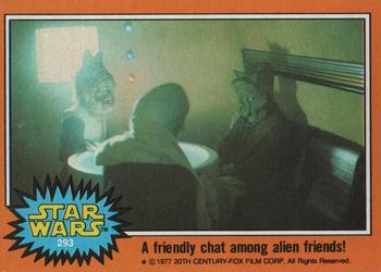 1977 Topps Star Wars #293 A friendly chat among alien friends! Front
