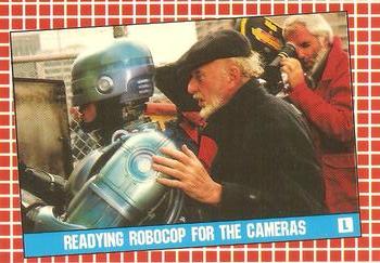 1990 Topps RoboCop 2 - Behind-the-Scenes Bonus #L Readying Robocop for the Cameras Front