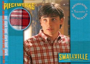 2004 Inkworks Smallville Season 3 - Pieceworks Costume Cards #PW1 Tom Welling as Clark Kent Front