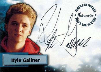 2005 Inkworks Smallville Season 4 - Autographs #A33 Kyle Gallner Front