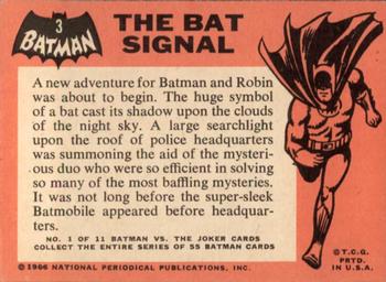 1966 Topps Batman (Black Bat Logo) #3 The Bat Signal Back