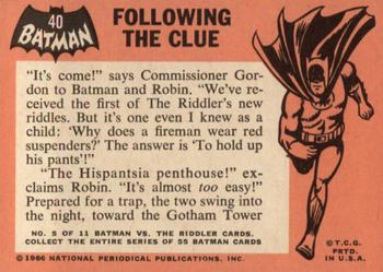 1966 Topps Batman (Black Bat Logo) #40 Following the Clue Back