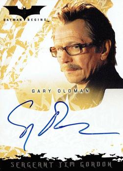 2005 Topps Batman Begins - Autographs #NNO2 Gary Oldman Front