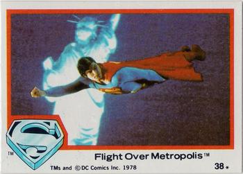 1978 Topps Superman: The Movie #38 Flight Over Metropolis Front