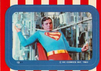 1983 Topps Superman III - Stickers #19 (Image from Card 75) Front