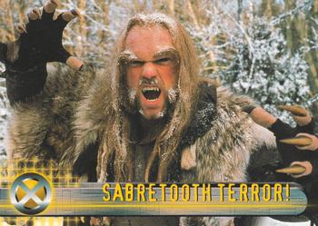 2000 Topps X-Men The Movie #22 Sabretooth Terror! Front