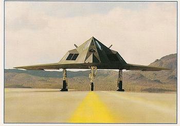 1989-00 Top Pilot #58 F-117A Stealth Fighter Front