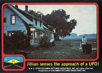 1978 Topps Close Encounters of the Third Kind #16 Jillian senses the approach of a UFO! Front