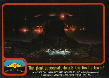 1978 Topps Close Encounters of the Third Kind #40 The giant spacecraft dwarfs the Devil's Tower! Front
