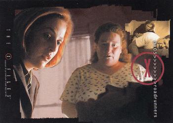 2002 Inkworks X-Files Season 8 #14 As Scully screams in horror, the cult member Front