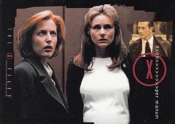 2002 Inkworks X-Files Season 8 #23 Mary Hendershot comes to Scully asserting th Front