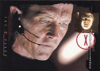 2002 Inkworks X-Files Season 8 #36 When an unknown deadly pathogen surfaces und Front